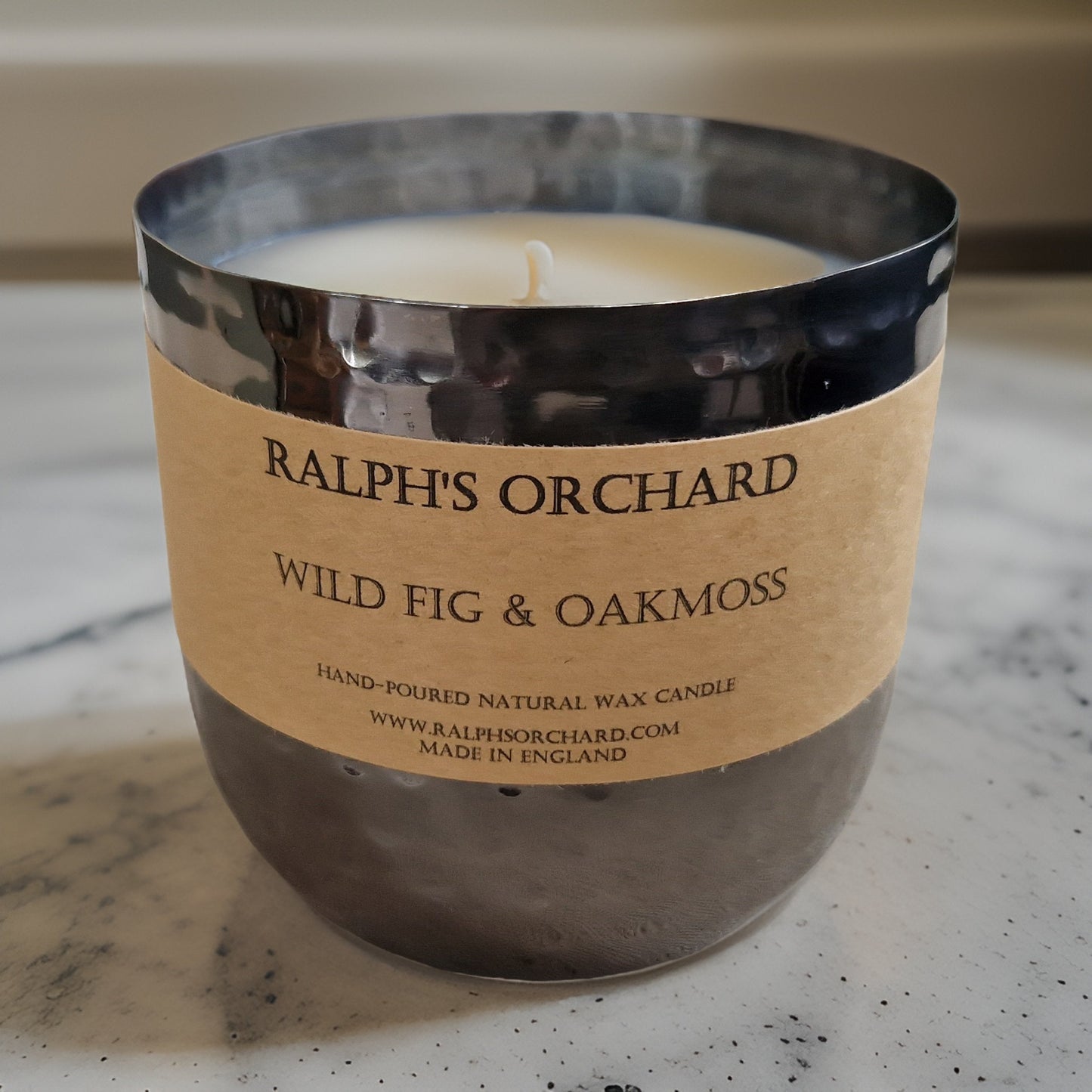 Wild Fig & Oakmoss Scented Candle-2